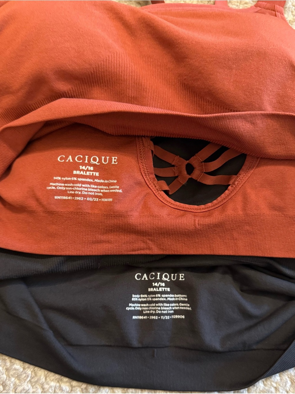 Cacique Seamless V-Neck Bralette - Rust and Black Size 14/16 - Picture 6 of 6